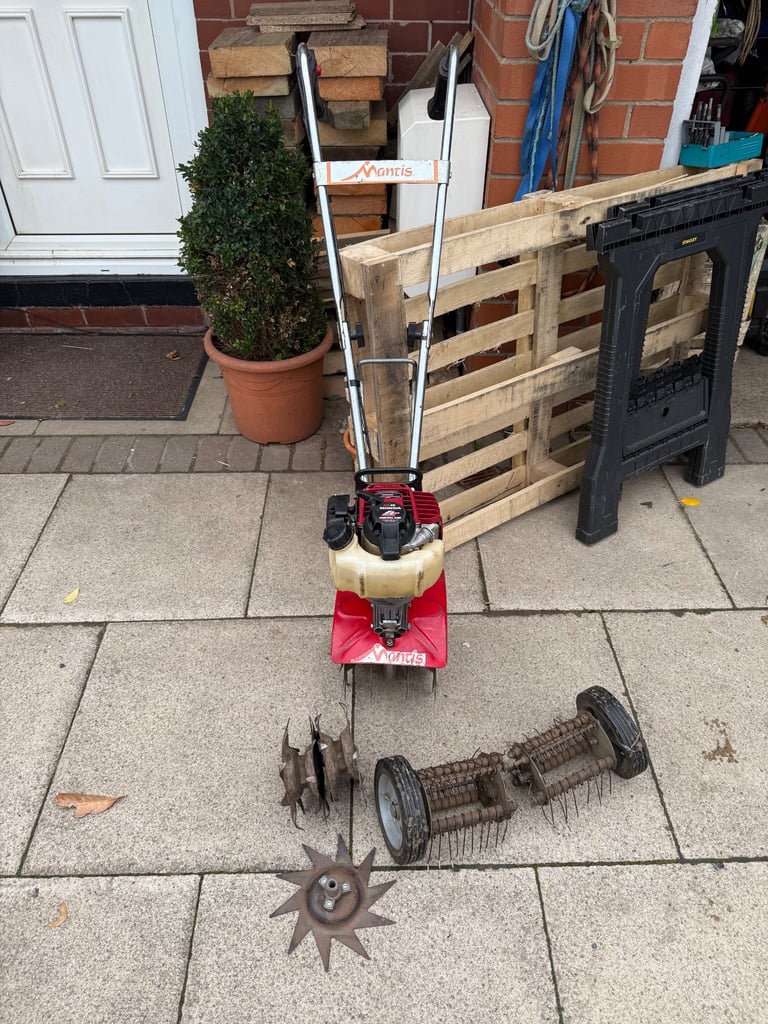 Mantis Rotavator with Honda Engine 