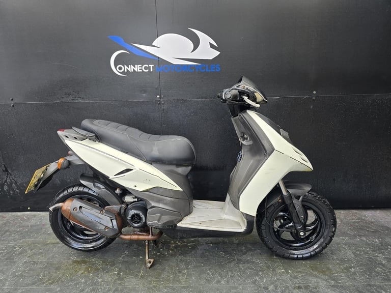 image for PIAGGIO TYPHOON 50 50CC PROJECT SCOOTER HPI CLEAR 