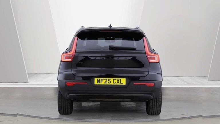 2025 Volvo XC40 Black Edition Ultra B3 Mild hybrid Petrol Automatic SUV Hybrid Automatic