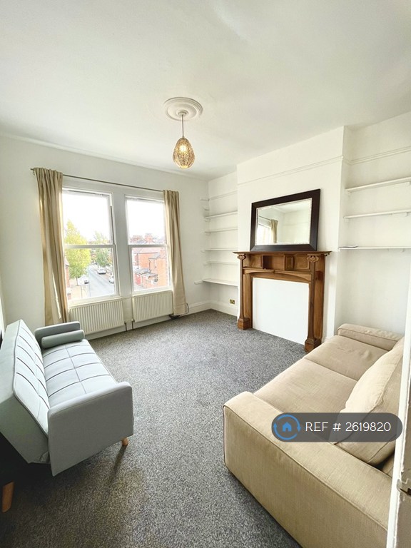 2 bedroom flat in St. Marys Road, London, NW10 (2 bed) (#2619820)