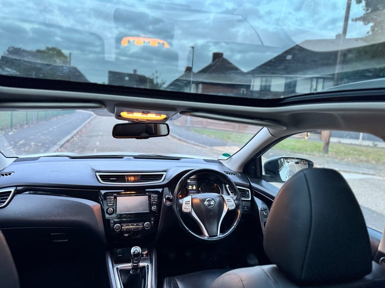 Nissan, QASHQAI, Hatchback, 2015, Manual, 1197 (cc), 5 doors