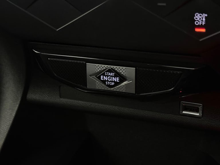 2019 DS Automobiles DS 3 1.2 PureTech 155 Prestige 5dr EAT8 MPV PETROL Automatic