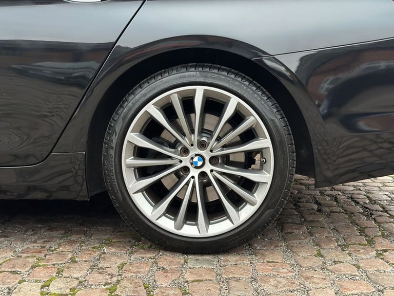2017 BMW 5 Series 520d SE 4dr Auto SALOON DIESEL Automatic
