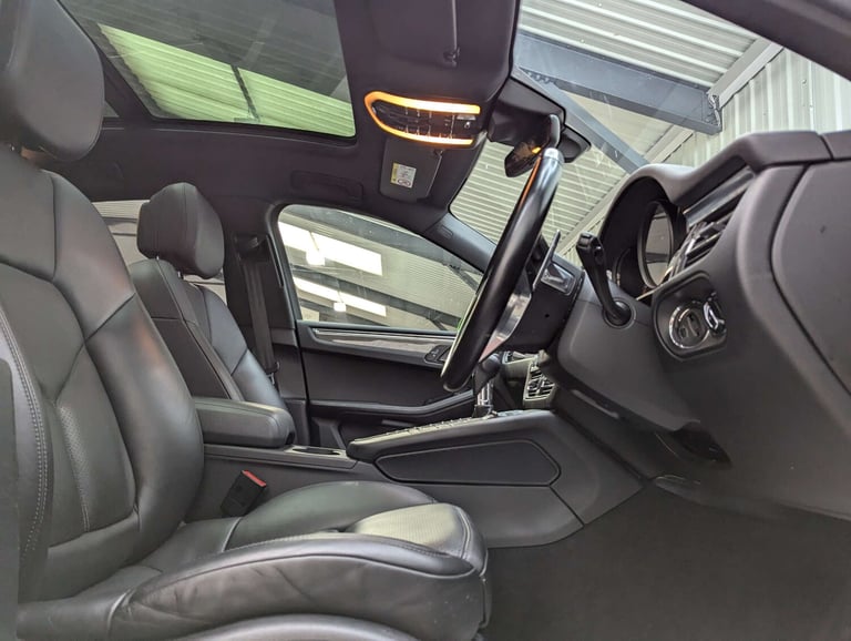 2019 Porsche Macan 3.0 Macan S Semi-Auto 4WD 5dr SUV Petrol Automatic