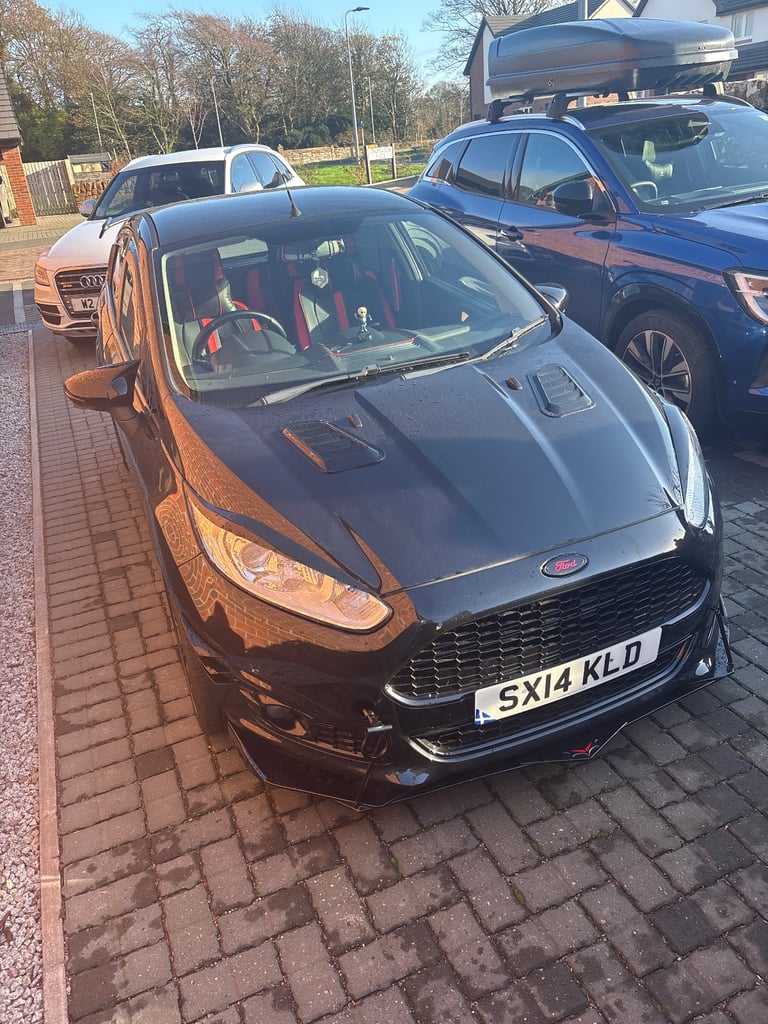 image for Ford, FIESTA, Hatchback, 2014, Manual, 998 (cc), 5 doors