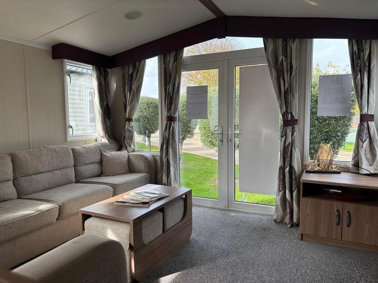 CHEAP STATIC CARAVAN FOR SALE AT BROADLAND SANDS - 11.5 MONTH OWNER SEASON!