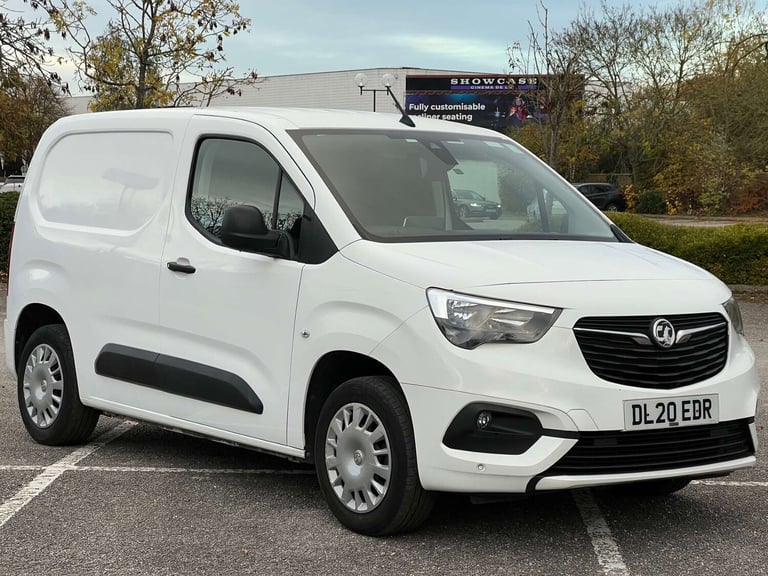 image for 2020 Vauxhall Combo 1.5 Combo 2000 Sportive S/S Panel Van Diesel Manual