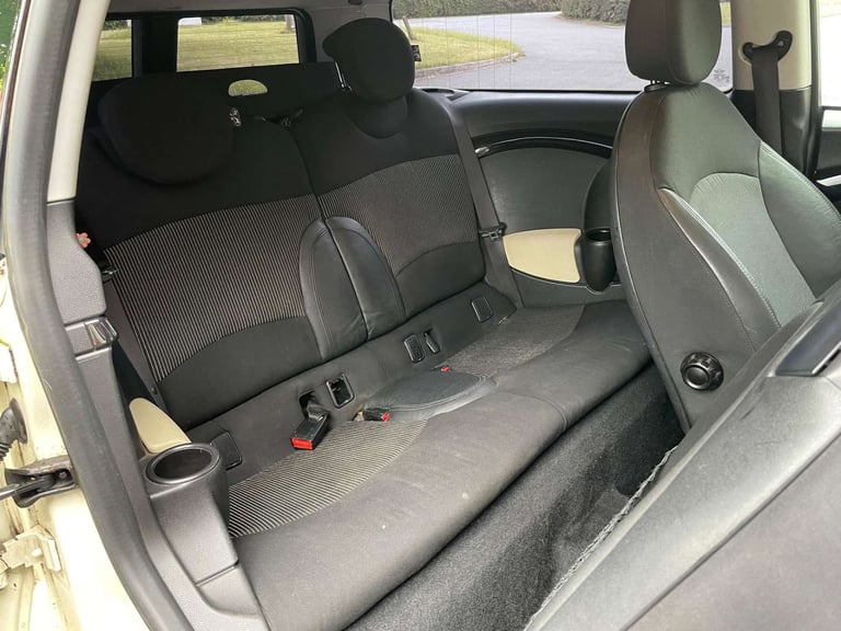 2008 MINI Clubman 1.6 Cooper S Estate 5dr Petrol Manual Euro 4 (175 ps) Estate Petrol Manual