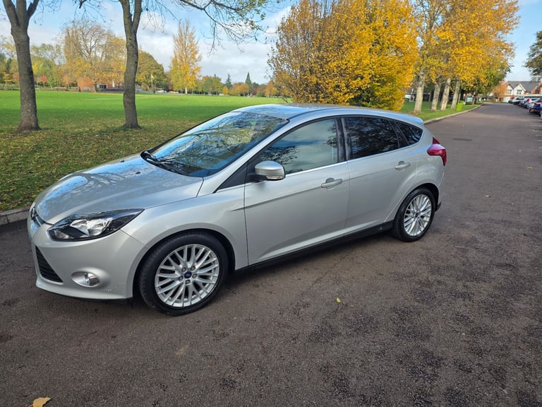 Ford, FOCUS, Hatchback, 2013, Manual, 998 (cc), 5 doors