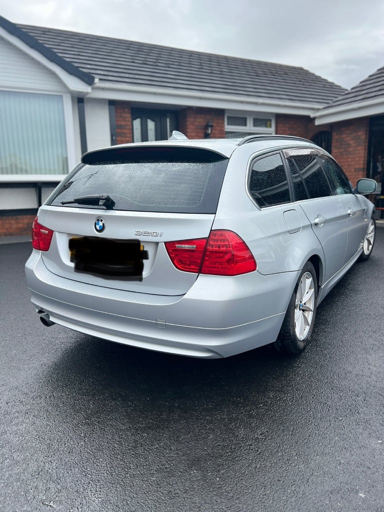 BMW, 320 I, 2010, 1990 (cc)