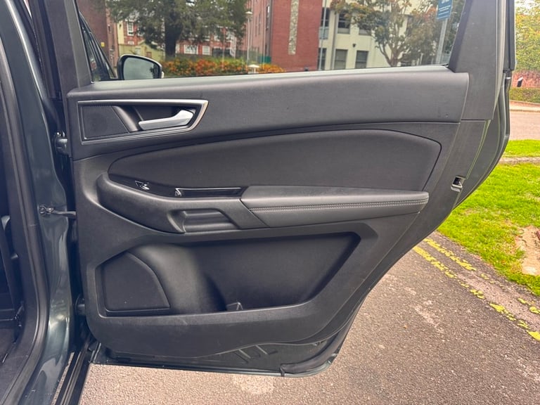 Ford S-Max TITANIUM TDCI