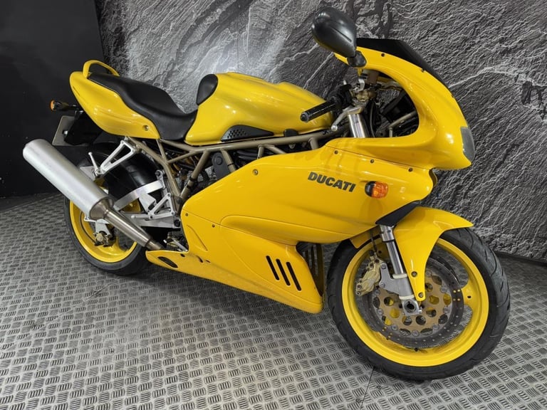 DUCATI SUPERSPORT 900 2000 900SS