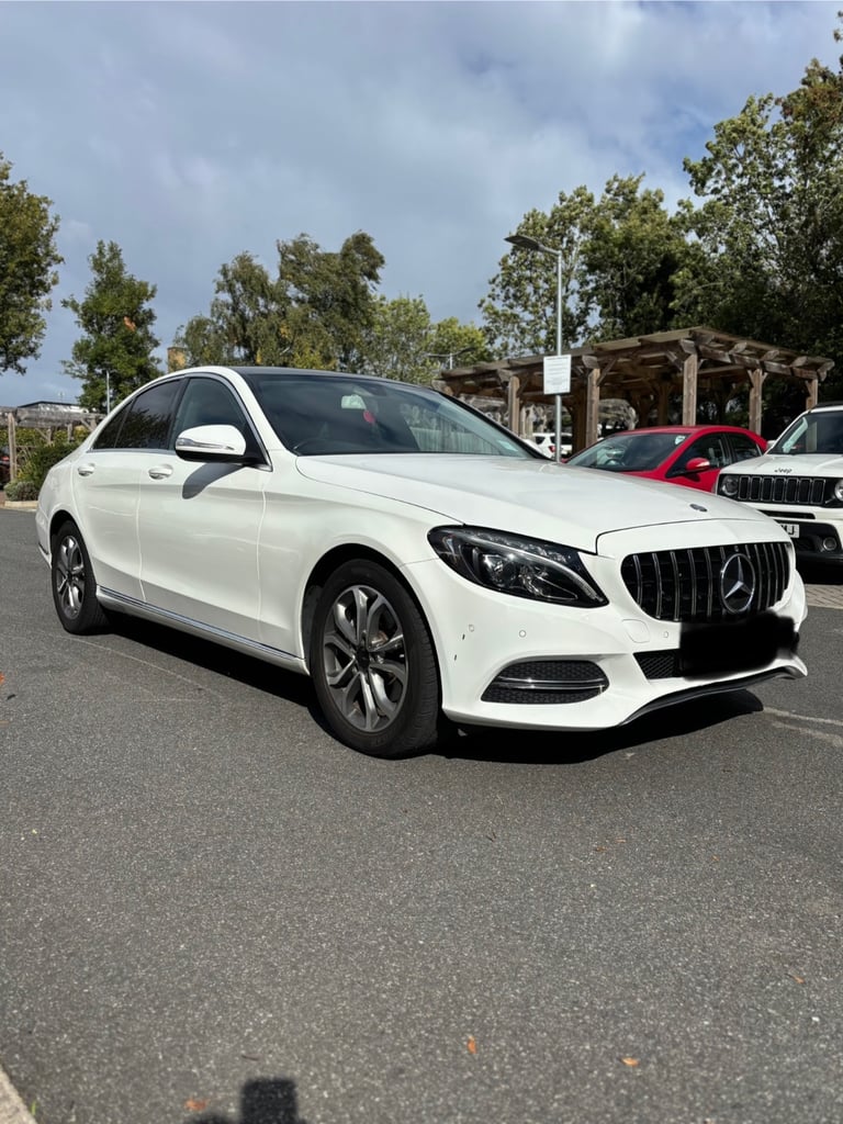 image for Mercedes-Benz, C CLASS, Saloon, 2014, Semi-Auto, 1991 (cc), 4 doors