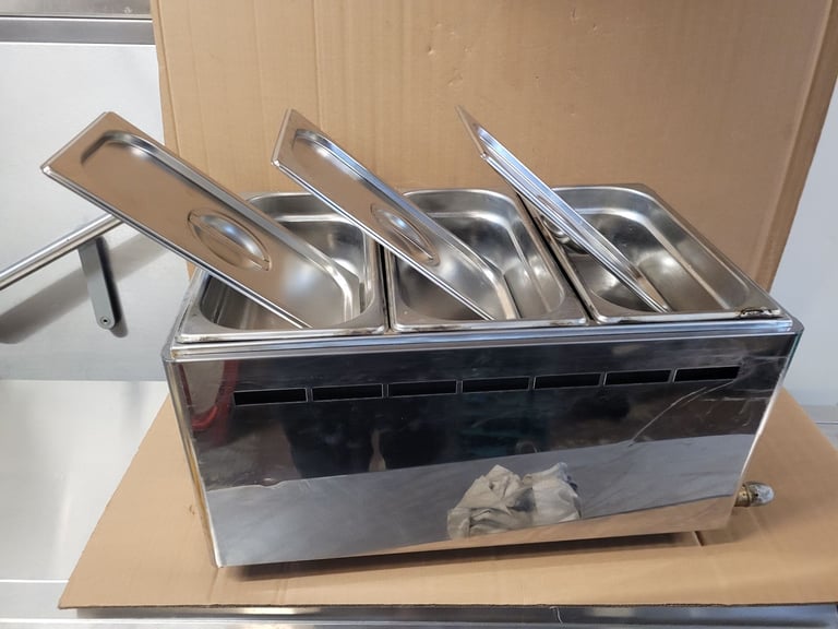 Gas lpg bain marie  food truck  table to almost new 