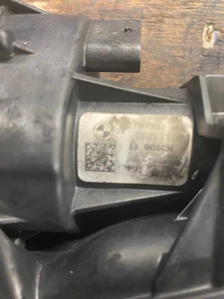 Swirl flap manifold (used)