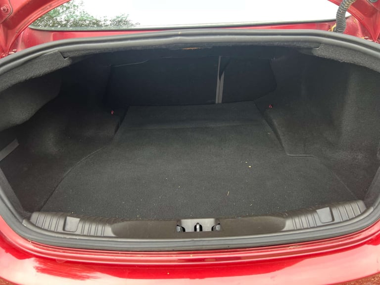 2013 Jaguar XF 2.2 XF Premium Luxury D Auto 4dr Saloon Diesel Automatic