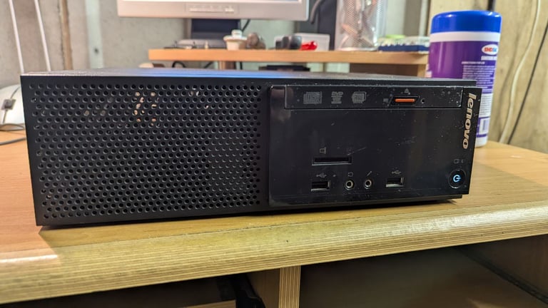 Lenovo i3 desktop pc computer 