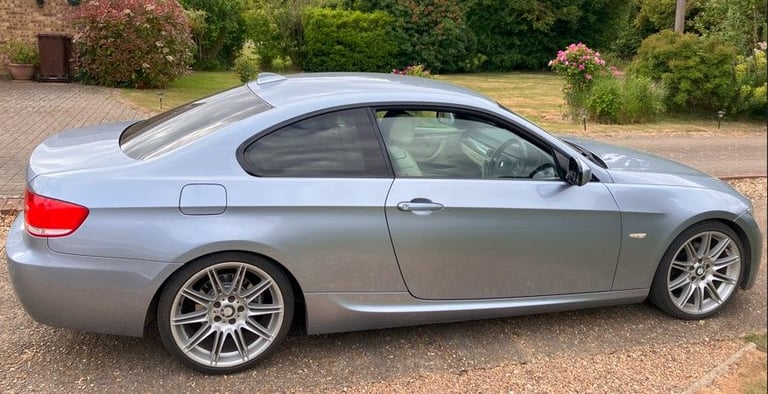 BMW, 3 SERIES, Coupe, 2010, Manual, 1995 (cc), 2 doors (320d M Sport Highline)