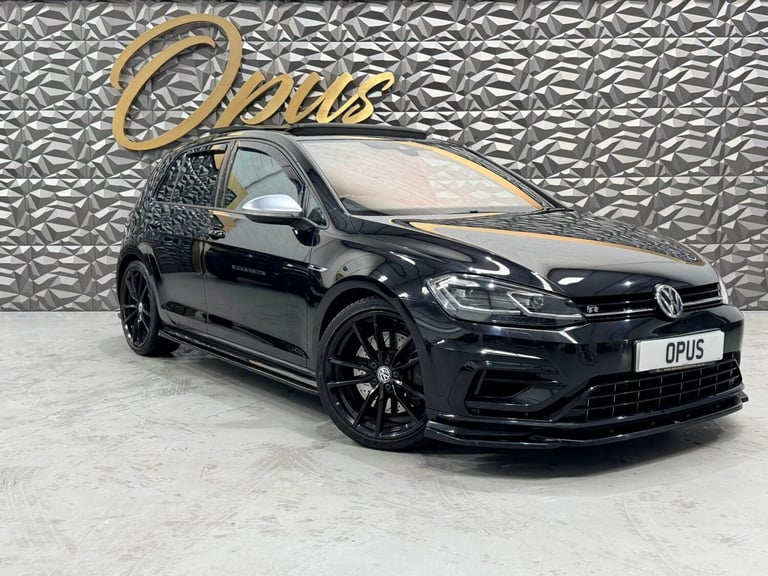 image for VOLKSWAGEN GOLF 2.0 TSI R 2020