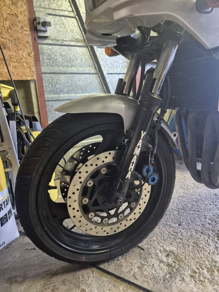 Breaking complete Yamaha FZS600 Fazer 1998 - 2002