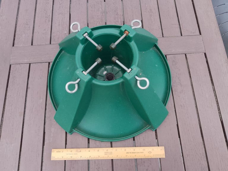 Christmas tree stand for real tree