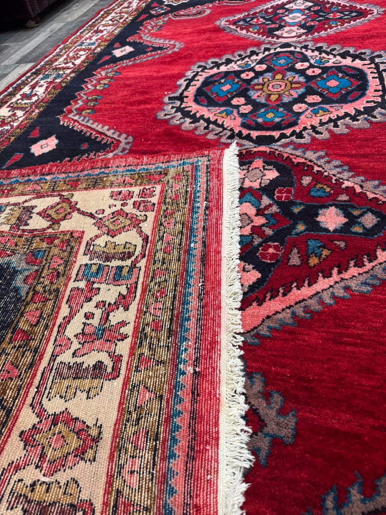 Antique handmade Persian Lilian rug 300x200 cm