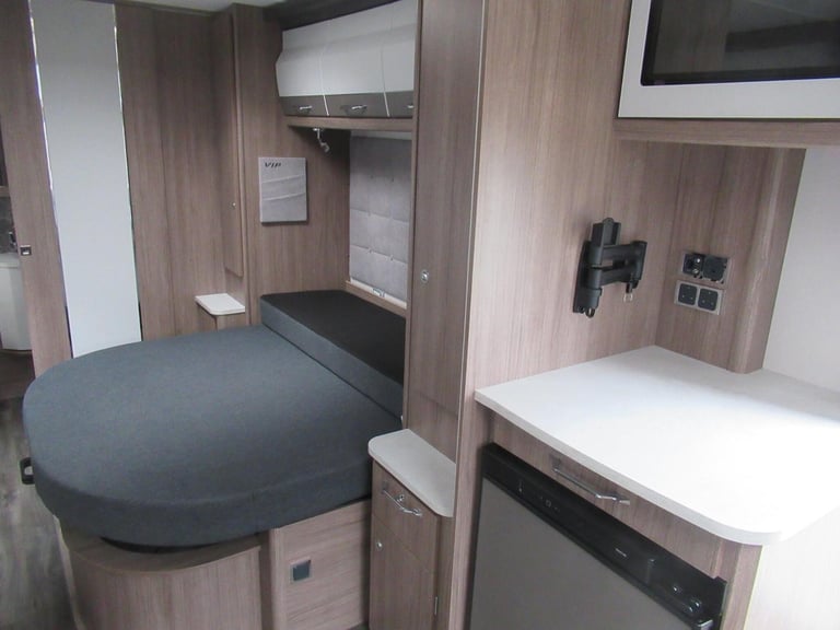2024 Coachman Vip 575