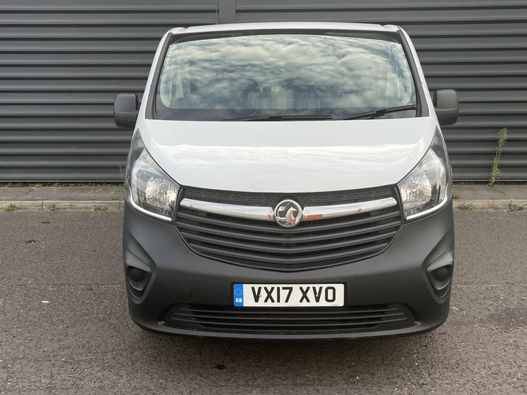 VAUXHALL VIVARO TRAFFIC 1.6 CDTi 2900 ecoFLEX White Manual Diesel 2017