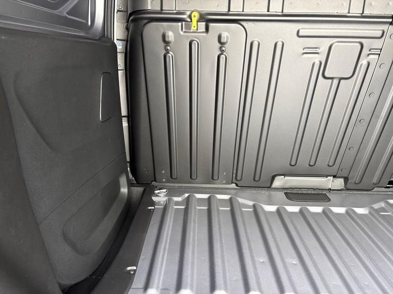 2025 Peugeot Partner 1.5 BlueHDi 100 Professional Van Van Diesel Manual