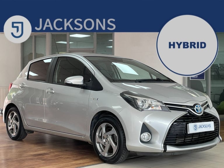 image for 2017 Toyota Yaris 1.5 VVT-h Icon Hatchback 5dr Petrol Hybrid E-CVT Euro 6 (s/s) (100 ps) Hatchbac...