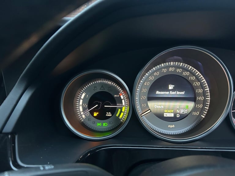 2013 Mercedes-Benz E Class E300 BlueTEC Hybrid SE 4dr 7G-Tronic SALOON DIESEL/ELECTRIC Automatic