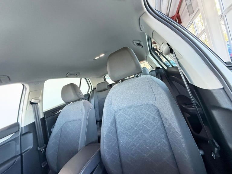 2022 Volkswagen Golf 1.5 TSI Life Hatchback 5dr Petrol Manual Euro 6 (s/s) (150 ps) 1 OWNER FROM ...