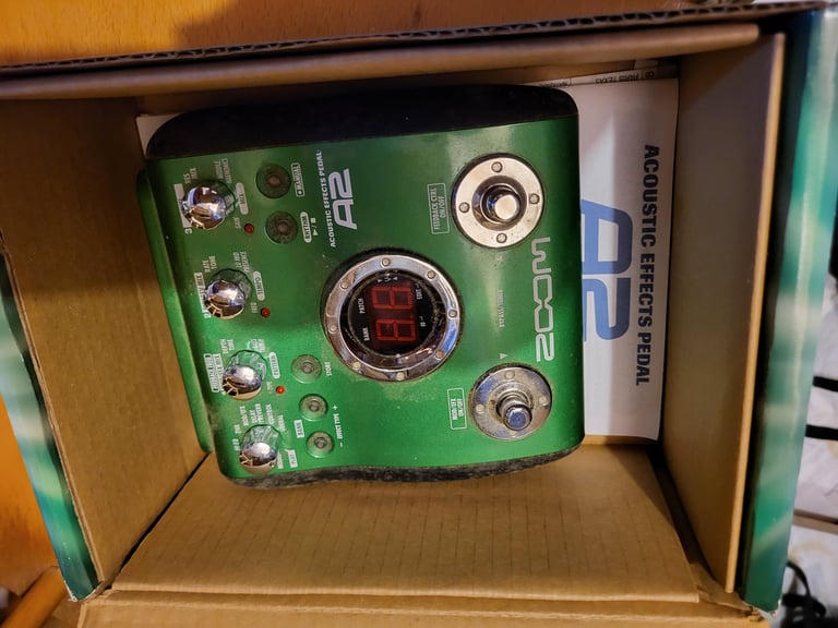 Bargain! Zoom A2 Acoustic Effects Performance  Pedal. Boxed, Barely Used