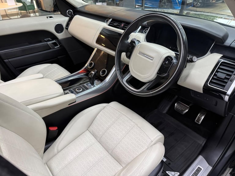 2018 Land Rover Range Rover Sport 3.0 SD V6 Autobiography Dynamic Auto 4WD Euro 6 (s/s) 5dr ESTAT...
