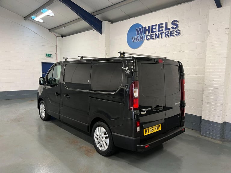 2016 Renault Trafic 1.6 dCi 27 Sport Nav SWB Standard Roof Euro 6 5dr Panel Van Diesel Manual