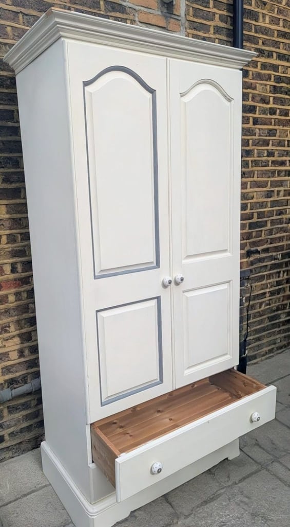 Solid Oak Wardrobe with Drawer Vintage Knobs | RRP £400+ 