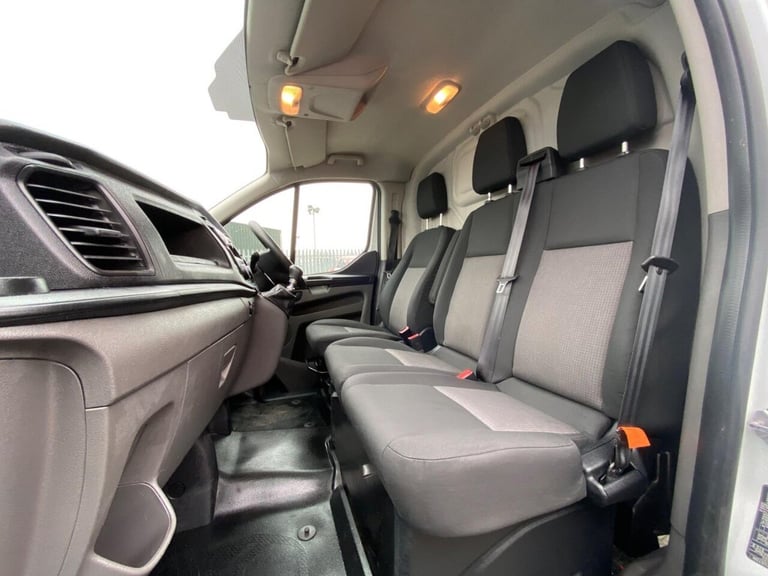 2018 Ford Transit Custom 2.0 300 EcoBlue Panel Van 5dr Diesel Manual L2 H1 Euro 6 (105 ps) PANEL ...