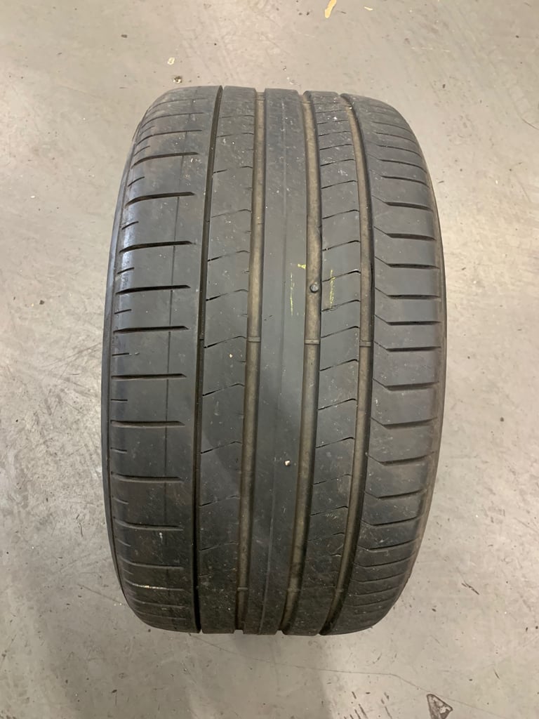 image for 315-40-R21 (Y). Pirelli