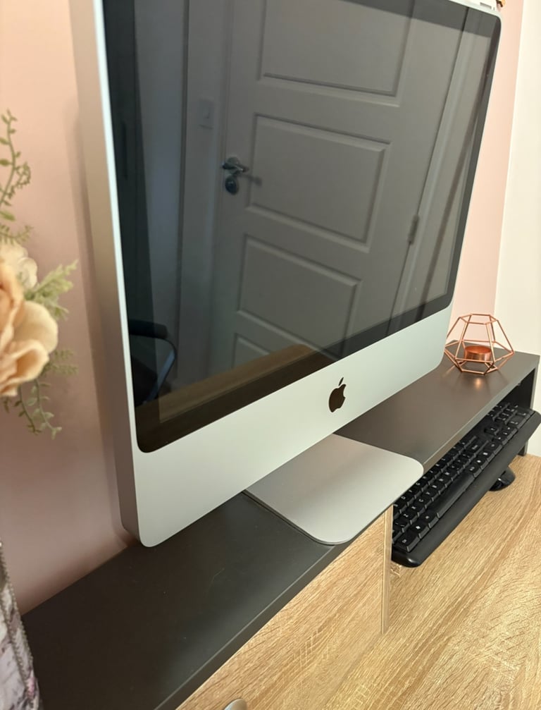 image for Apple Mac, Desk & chair 