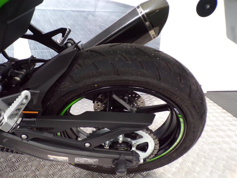 2025 KAWASAKI ZX4-RR PERFORMANCE LOW MILEAGE