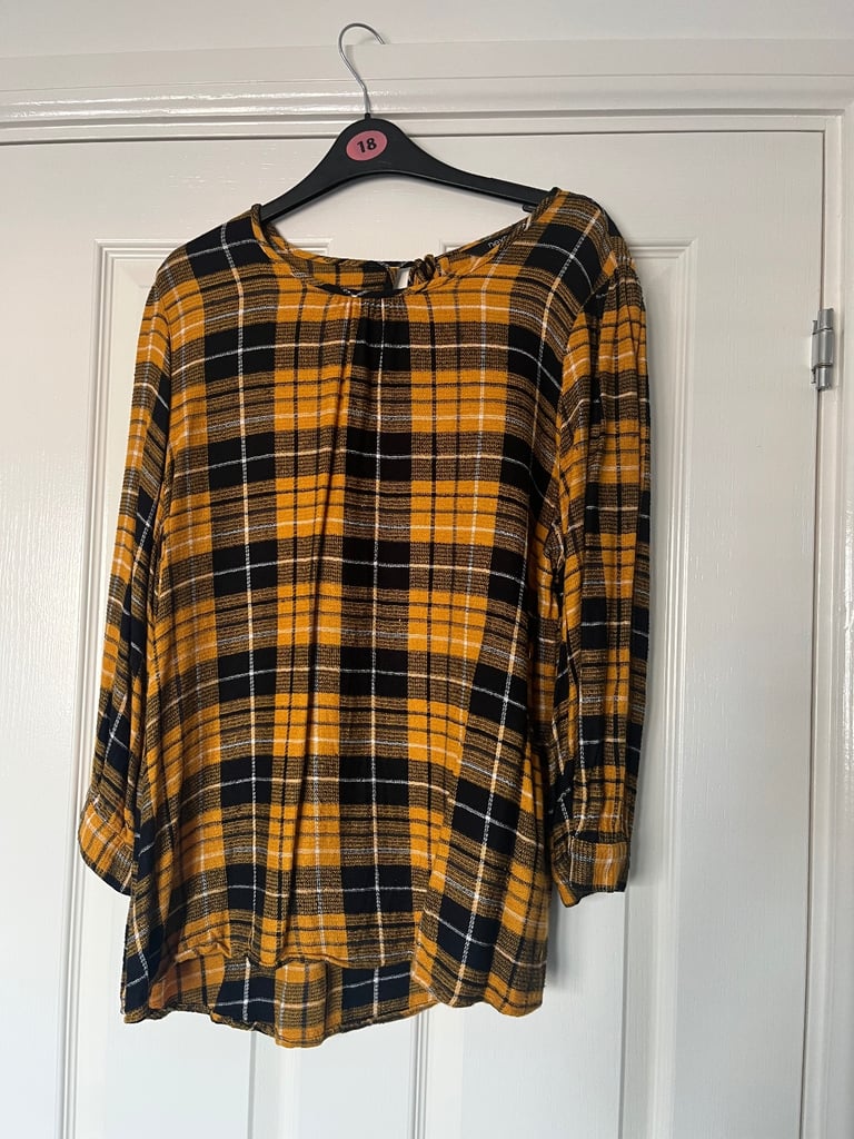 image for Tartan top