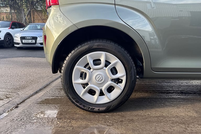 2021 Suzuki Ignis 92905 Hatchback Petrol Manual