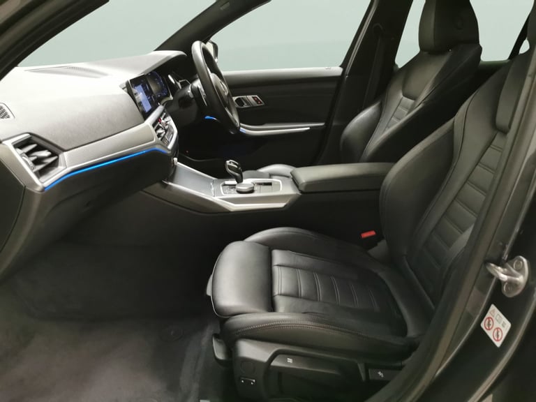 2020 BMW 3 Series 2.0 330e 12kWh M Sport Saloon 4dr Petrol Plug-in Hybrid Auto Euro 6 (s/s) ( Sal...