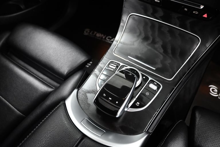 2016 Mercedes-Benz GLC 2.1 GLC250d AMG Line (Premium Plus) G-Tronic 4MATIC Euro 6 (s/s) 5dr ESTAT...