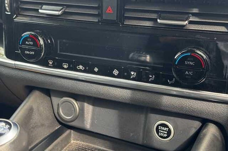 2022 Nissan Qashqai 1.3 DiG-T MH N-Connecta 5dr HATCHBACK Petrol/Electric Hybrid Manual