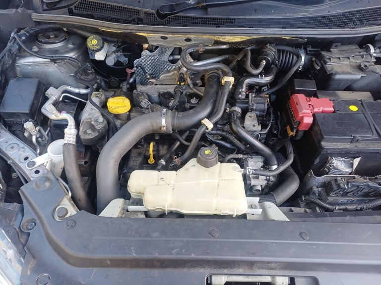 Nissan, PULSAR, Hatchback, 2015, Manual, 1197 (cc), 5 doors