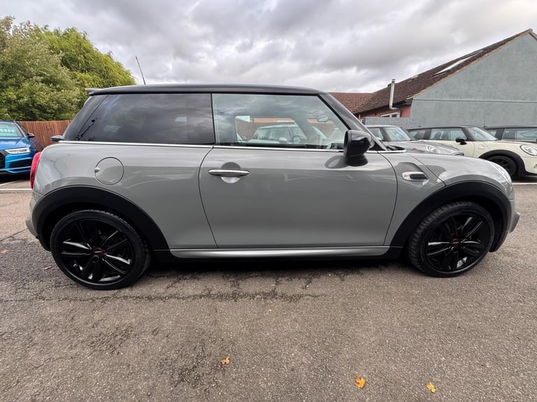 2019 MINI Hatch 1.5 Cooper Sport Hatchback 3dr Petrol Manual Euro 6 (s/s) (136 ps) HATCHBACK Petr...