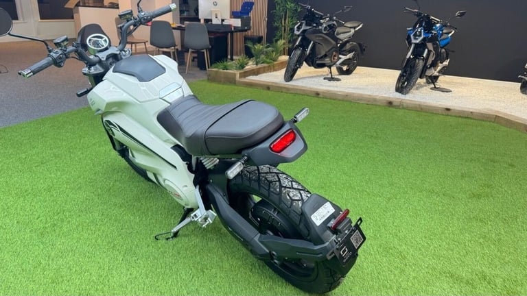 2025 SUPER-SOCO TC TC WANDERER PRO MOTORBIKE Electric Automatic
