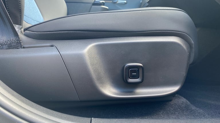 2025 Volvo EX30 315kW Twin Motor Performance Ultra 69kWh 5dr Auto Electric Estate Estate Electric...