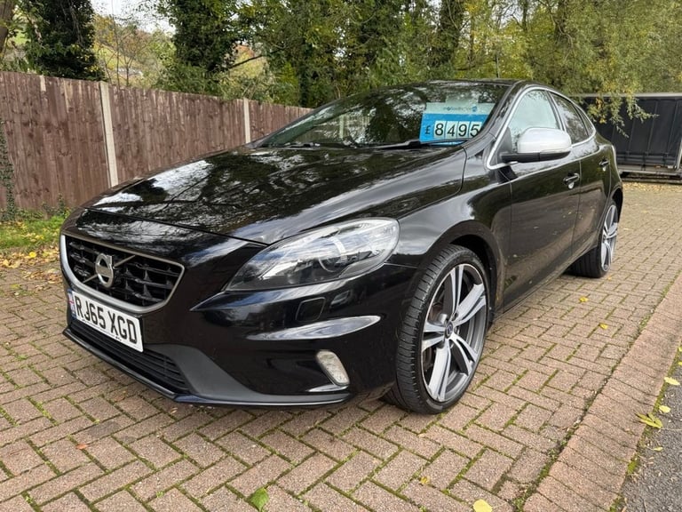 2015 Volvo V40 T5 [245] R DESIGN Lux Nav 5dr Geartronic HATCHBACK PETROL Automatic